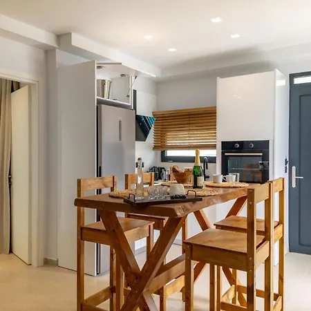 Feriehus D Palm Premium Living - Kalathas, Chania